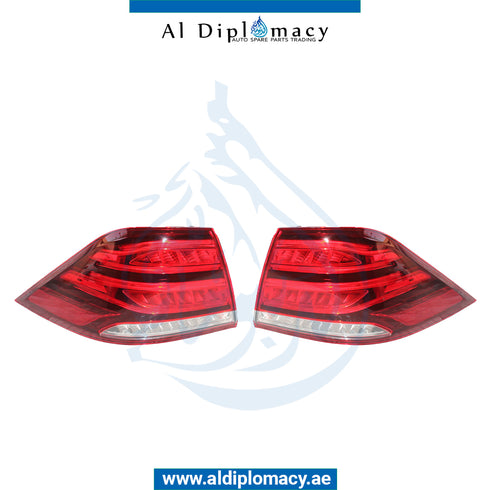 W166 GLE63 FOR ML BODYKIT COMPLETE. FRONT BUMPER, REAR BUMPER, HOOD, FENDER, HEADLIGHT, STOPLIGHT, AND EXHAUST